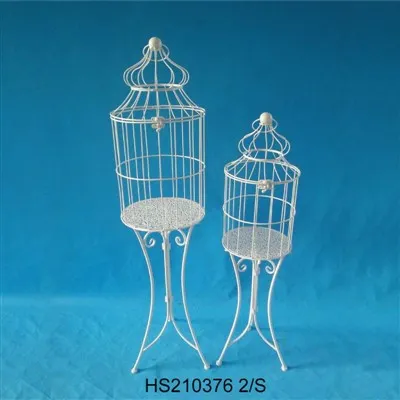 กรงต้นไม้เหล็กดัด